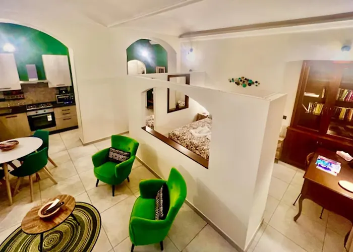 President House Apartment *